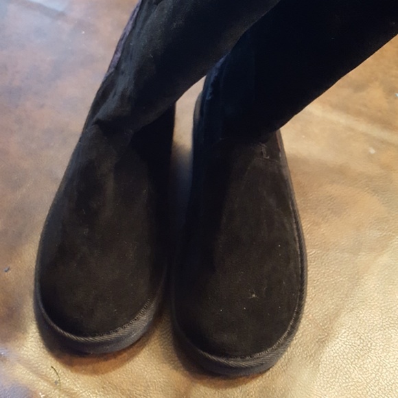 SALE🔴Muk Luks Black Sweater Boot - Picture 5 of 8